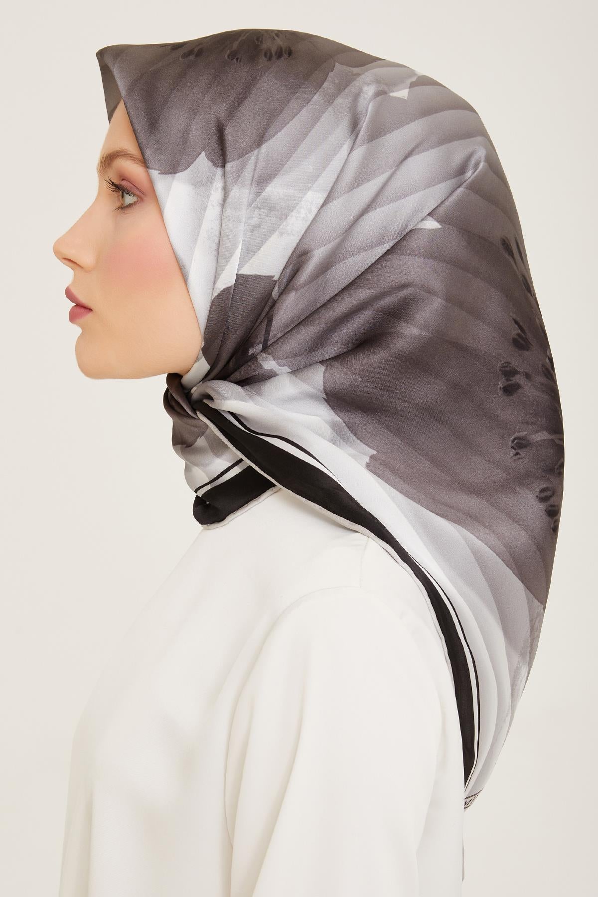 Armine İpek Eşarp Nostalji - 9100-07 Siyah Gri Twill