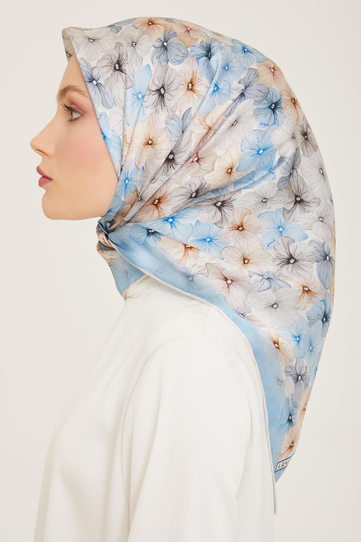 Armine İpek Eşarp 2024 Yaz - 9108-83 Açık Mavi Twill
