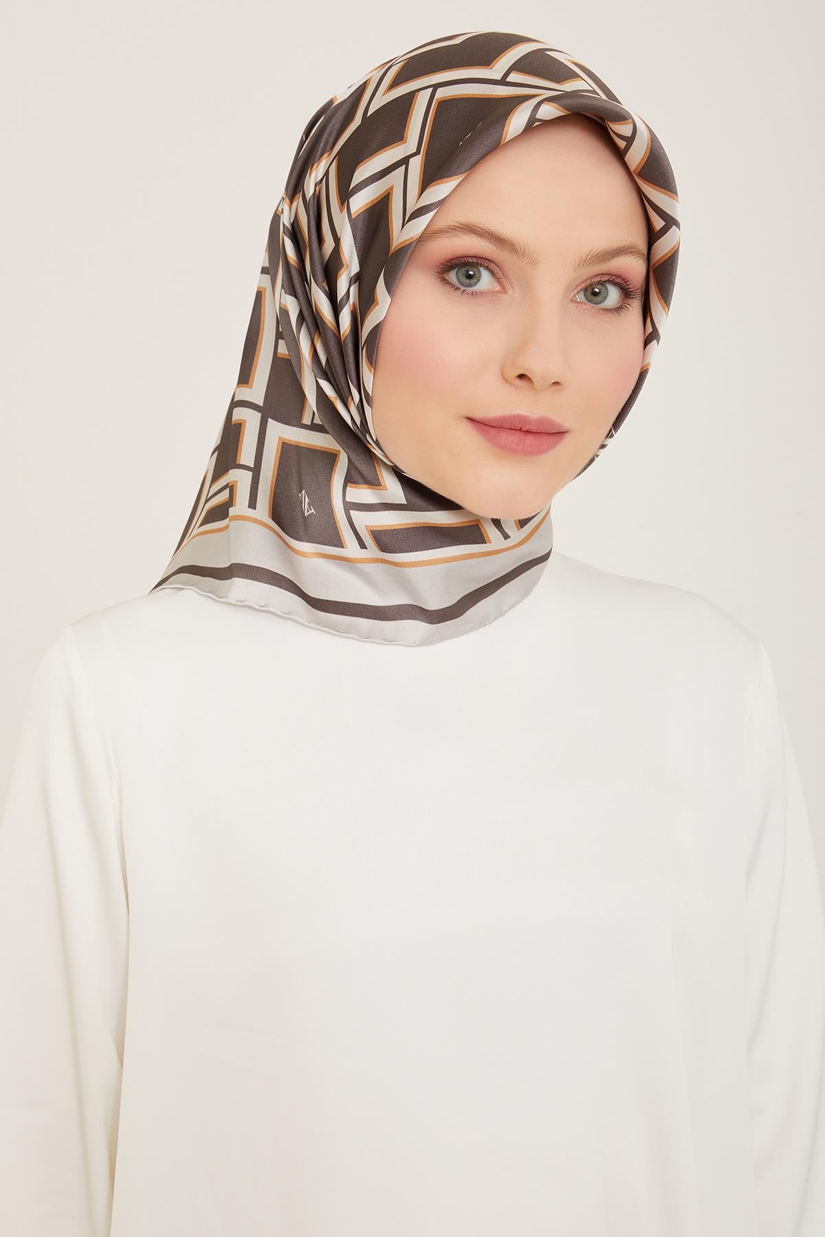Armine İpek Eşarp 2024 Yaz - 9132-82 Twill