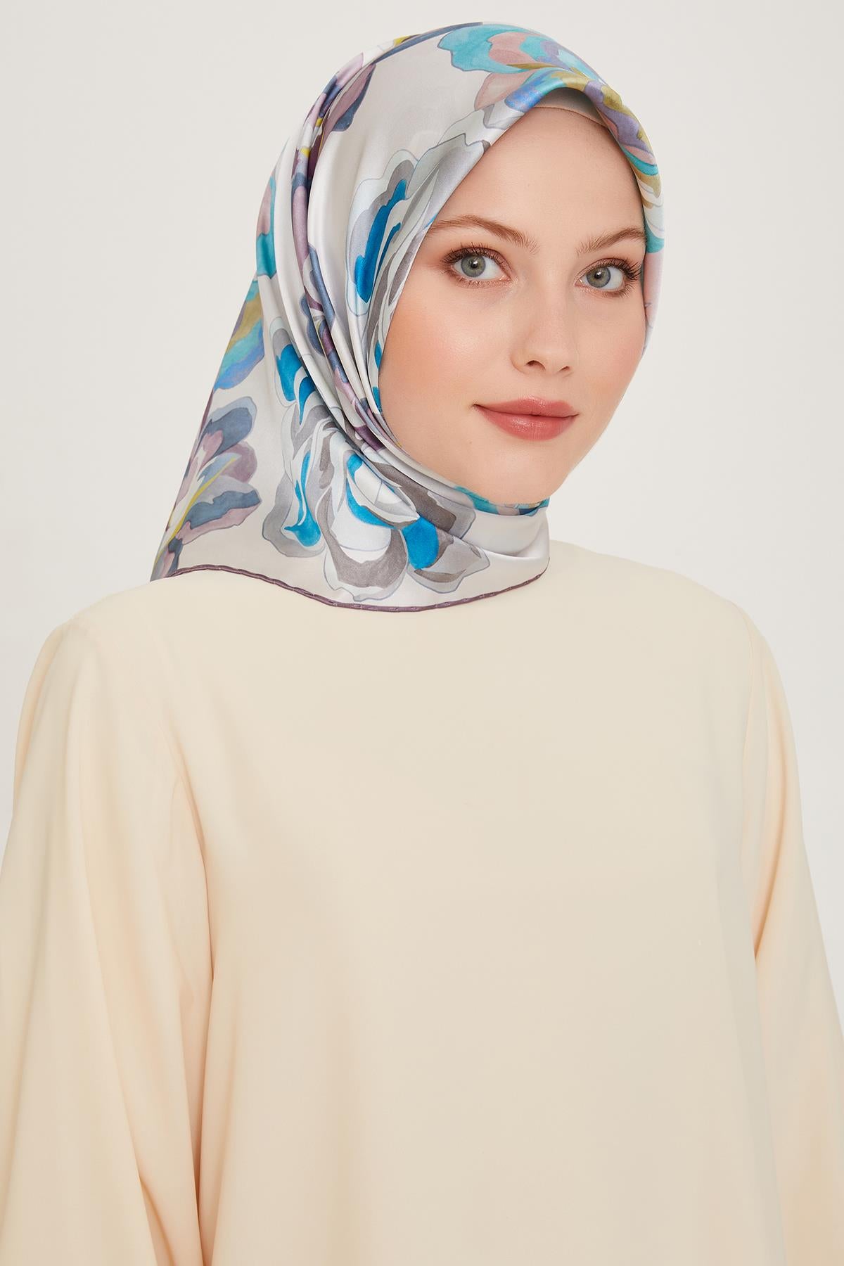 Armine İpek Eşarp 2025 Kış - 9234-25 Sura