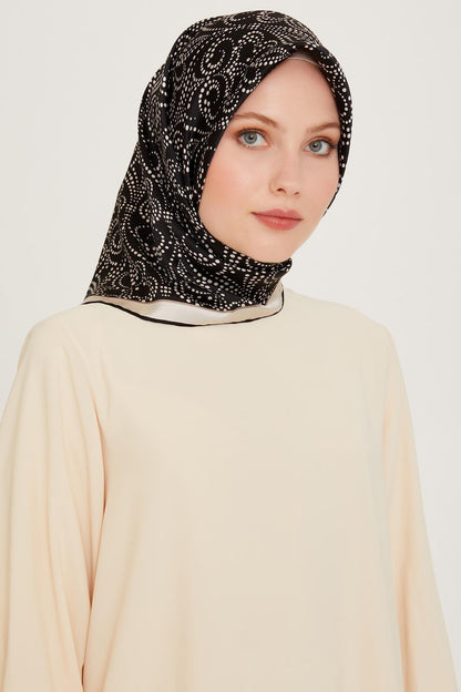 Armine İpek Eşarp 2025 Kış - 9246-06 Siyah Krem Sura