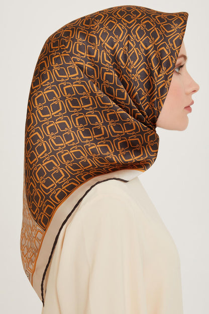 Armine İpek Eşarp 2025 Kış - 9248-85 Taş Gold Twill