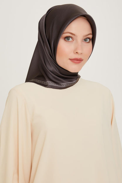 Armine İpek Eşarp 2025 Kış - 9261-31 Sura