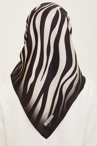Armine İpek Eşarp Nostalji - 8274-01 Siyah Krem Zebra Sura