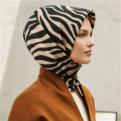 Armine İpek Eşarp Nostalji - 8274-02 Siyah Vizon Zebra Twill