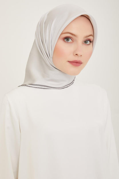 Belli İpek Eşarp - 4009-10 Gümüş Twill