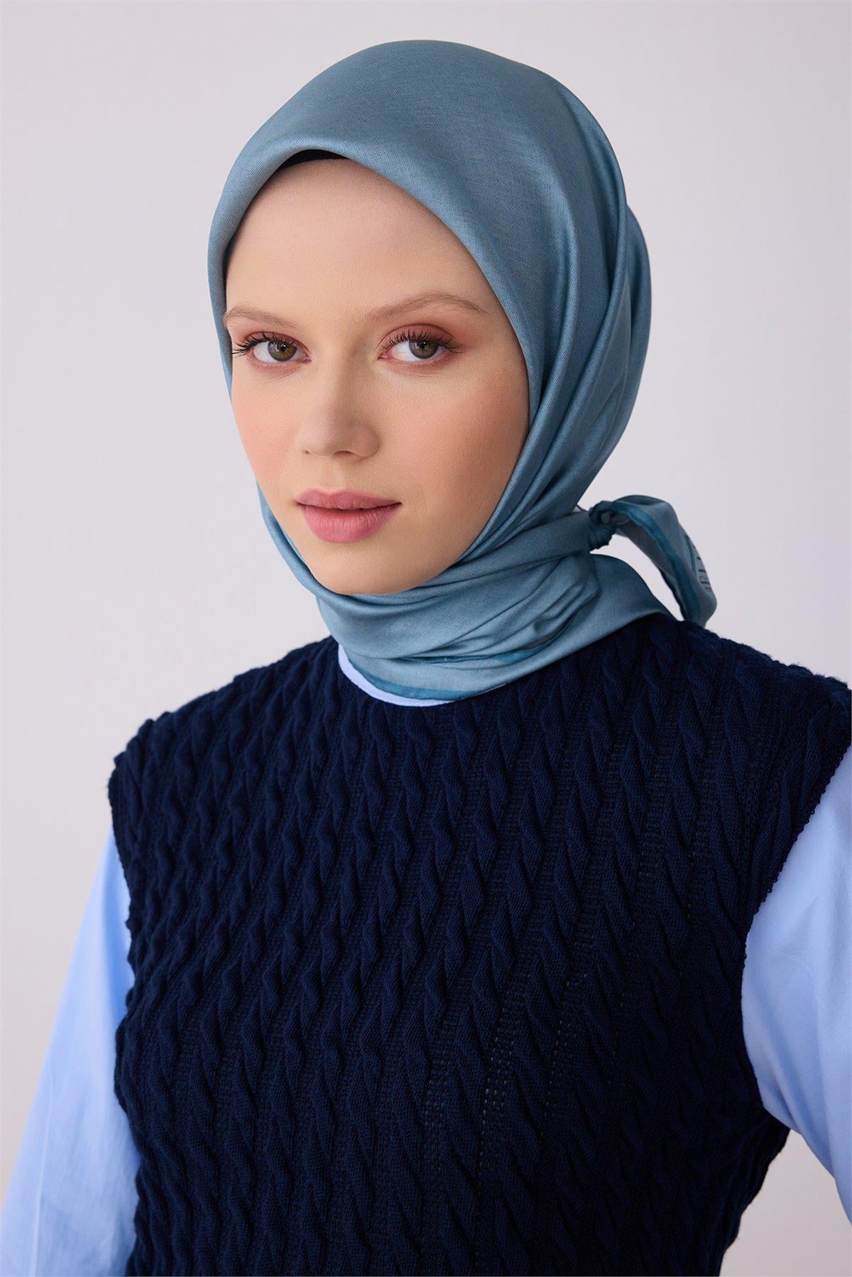 Belli İpek Eşarp - 4305-85 Petrol Mavi Twill