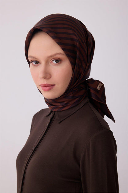 Belli İpek Eşarp - 4325-31 Kahverengi Twill